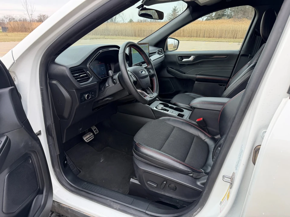 2024 Ford Escape - Image 10 of 21