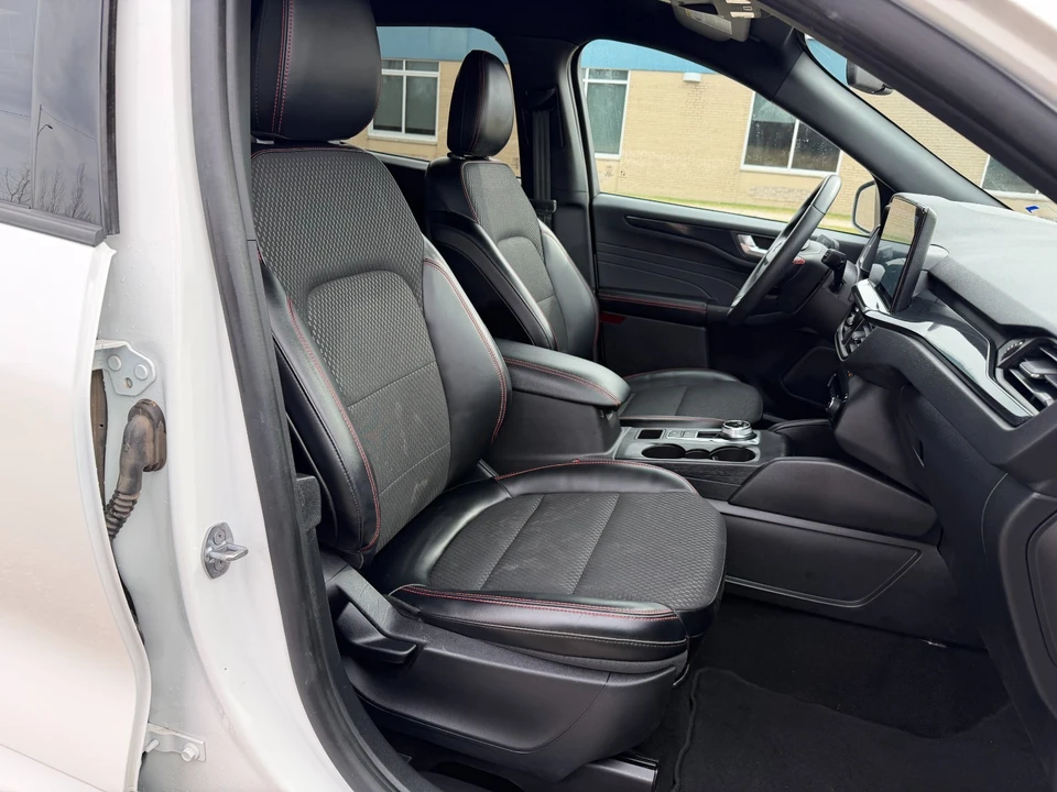 2024 Ford Escape - Image 15 of 21