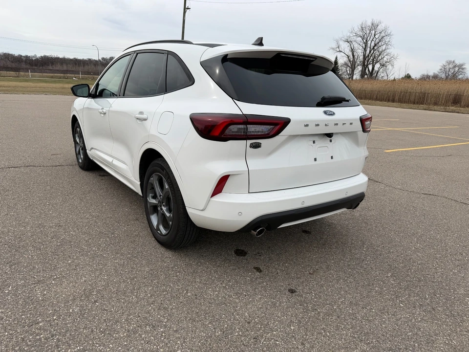 2024 Ford Escape - Image 5 of 21
