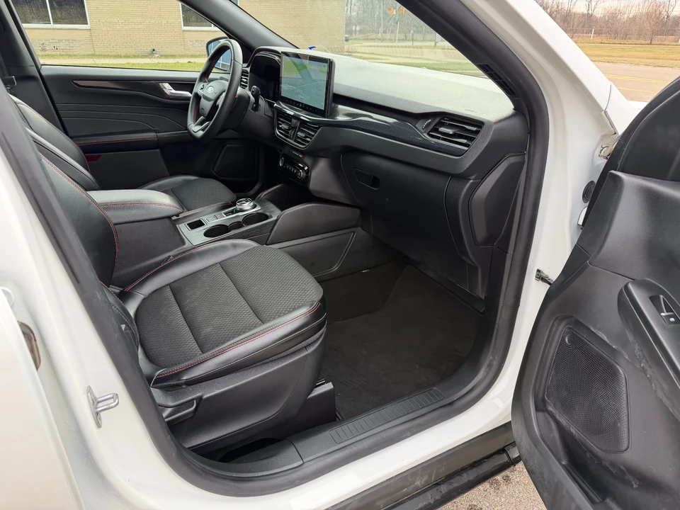 2024 Ford Escape - Image 14 of 21
