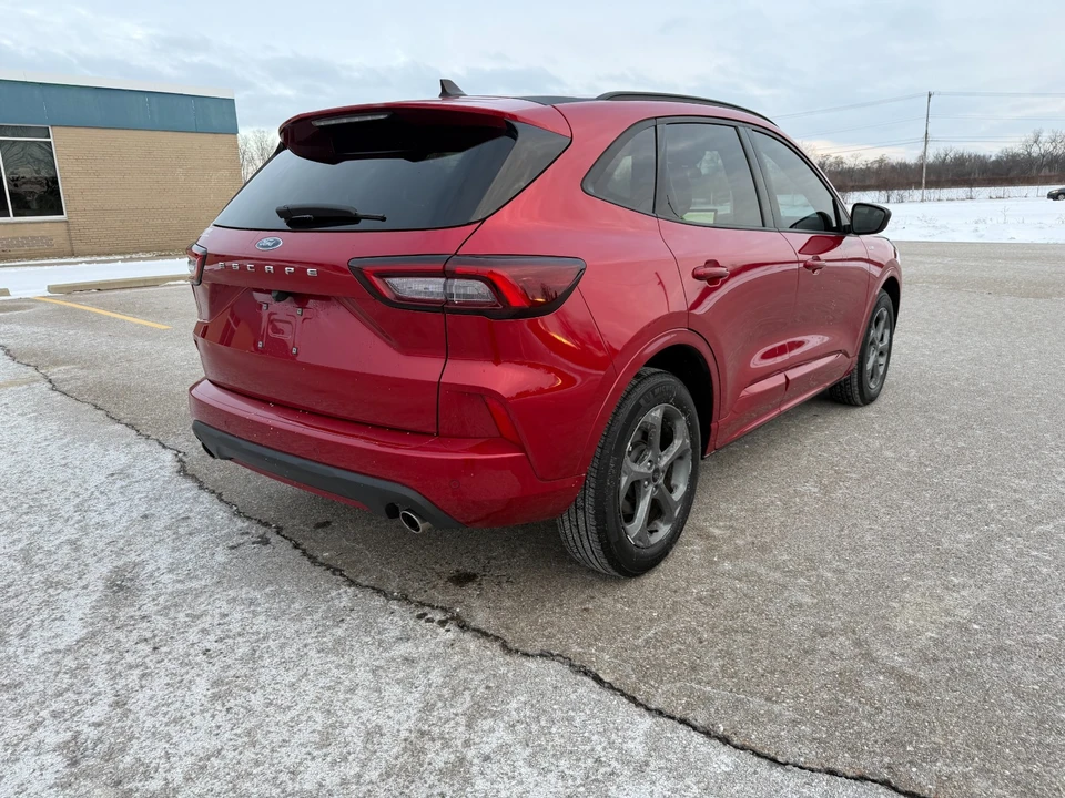2024 Ford Escape - Image 7 of 21