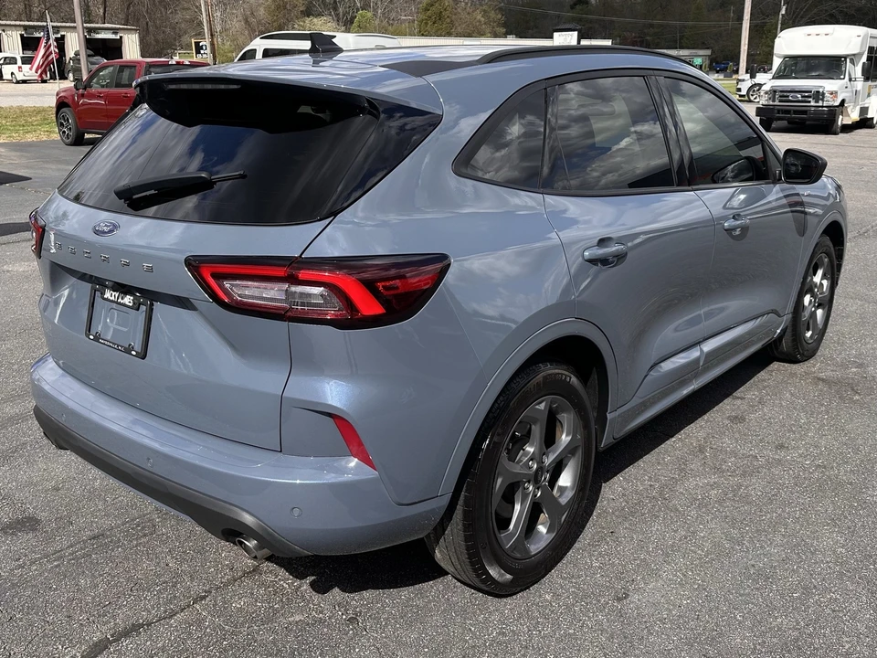 2024 Ford Escape - Image 6 of 31