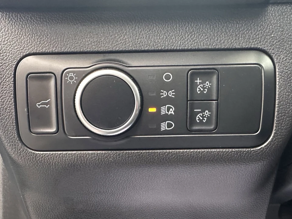 2024 Ford Escape - Image 19 of 31