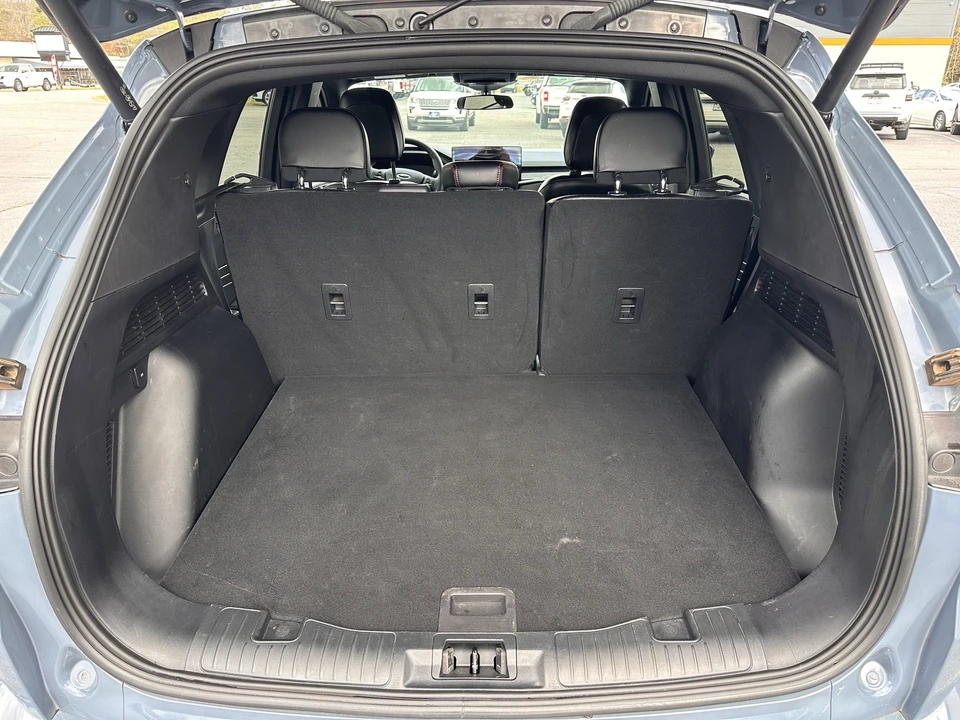 2024 Ford Escape - Image 17 of 31