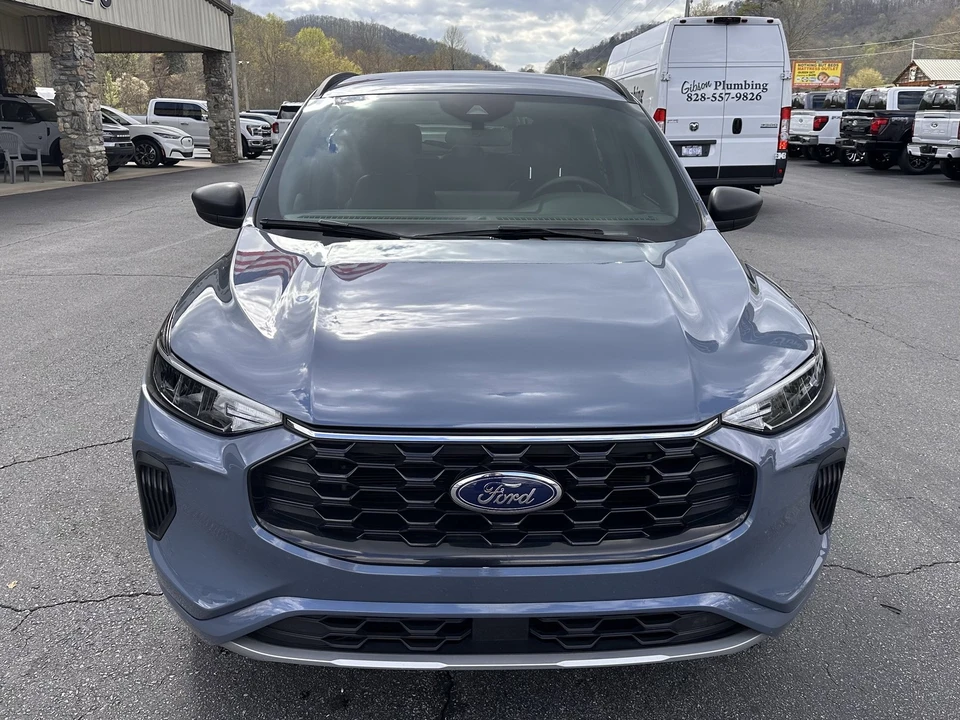 2024 Ford Escape - Image 3 of 31