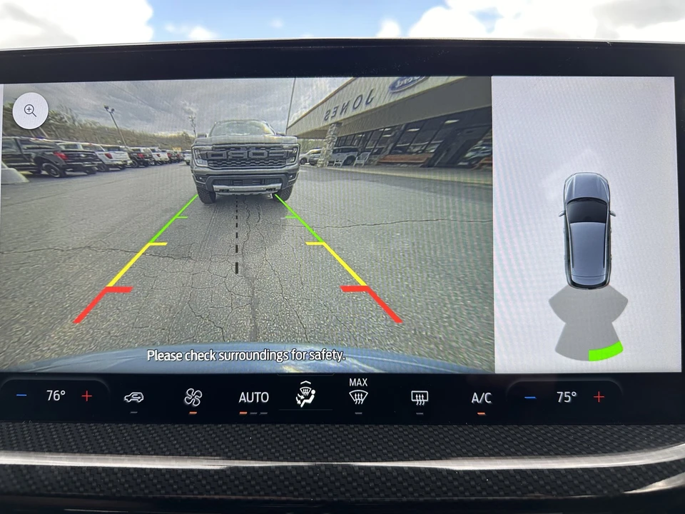 2024 Ford Escape - Image 24 of 31
