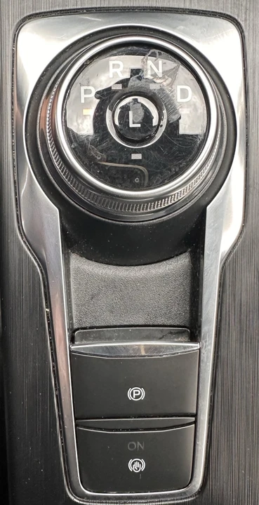 2024 Ford Escape - Image 28 of 31