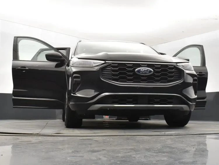 2024 Ford Escape - Image 11 of 12