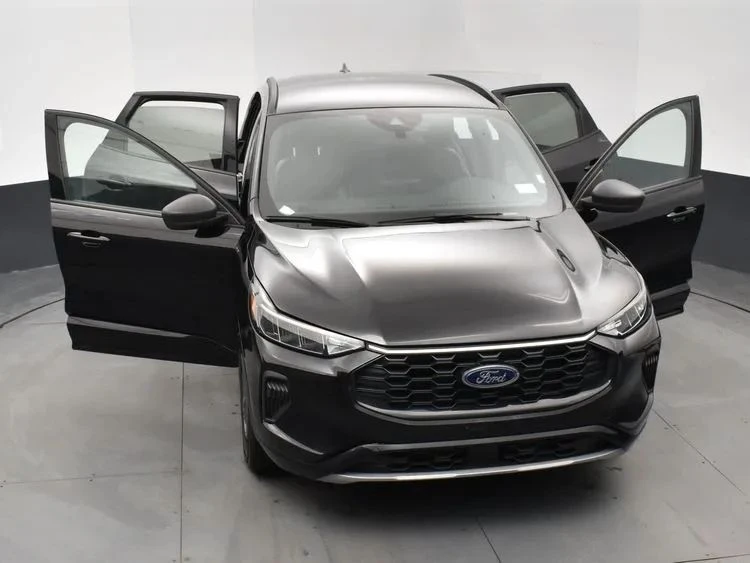 2024 Ford Escape - Image 10 of 12