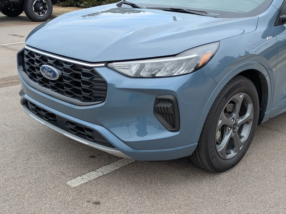 2024 Ford Escape - Image 10 of 12