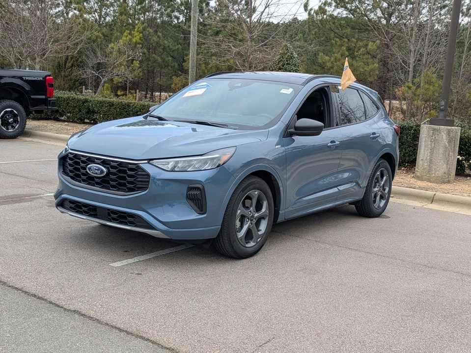 2024 Ford Escape - Image 8 of 12
