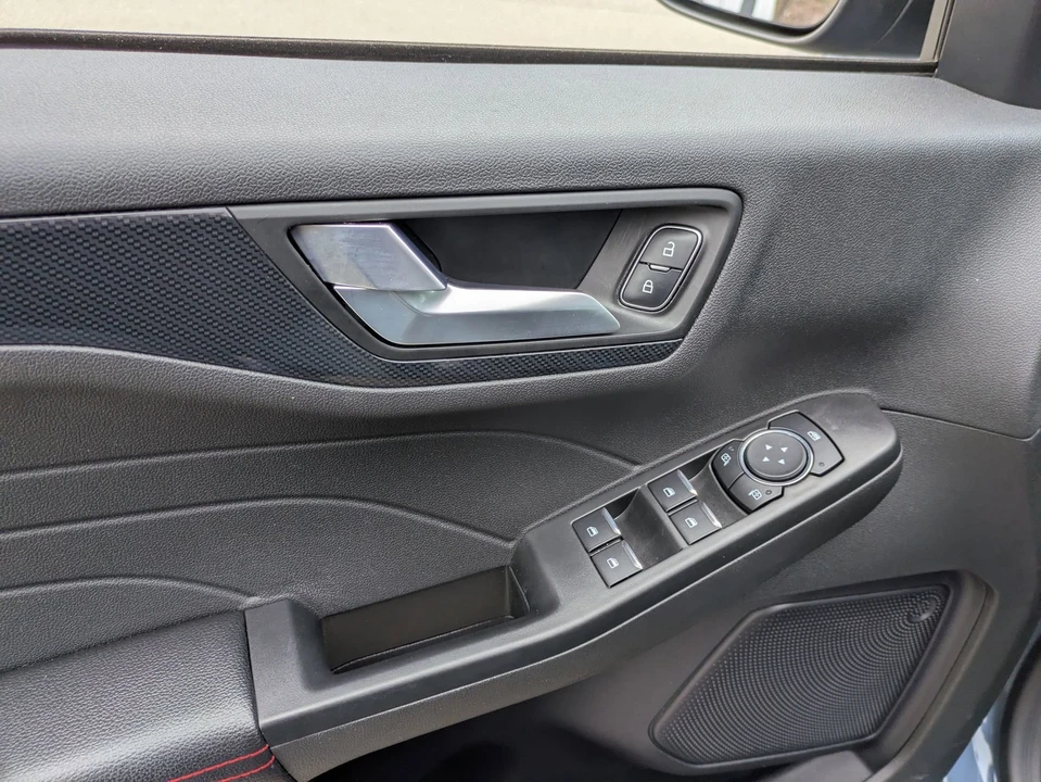 2024 Ford Escape - Image 16 of 21