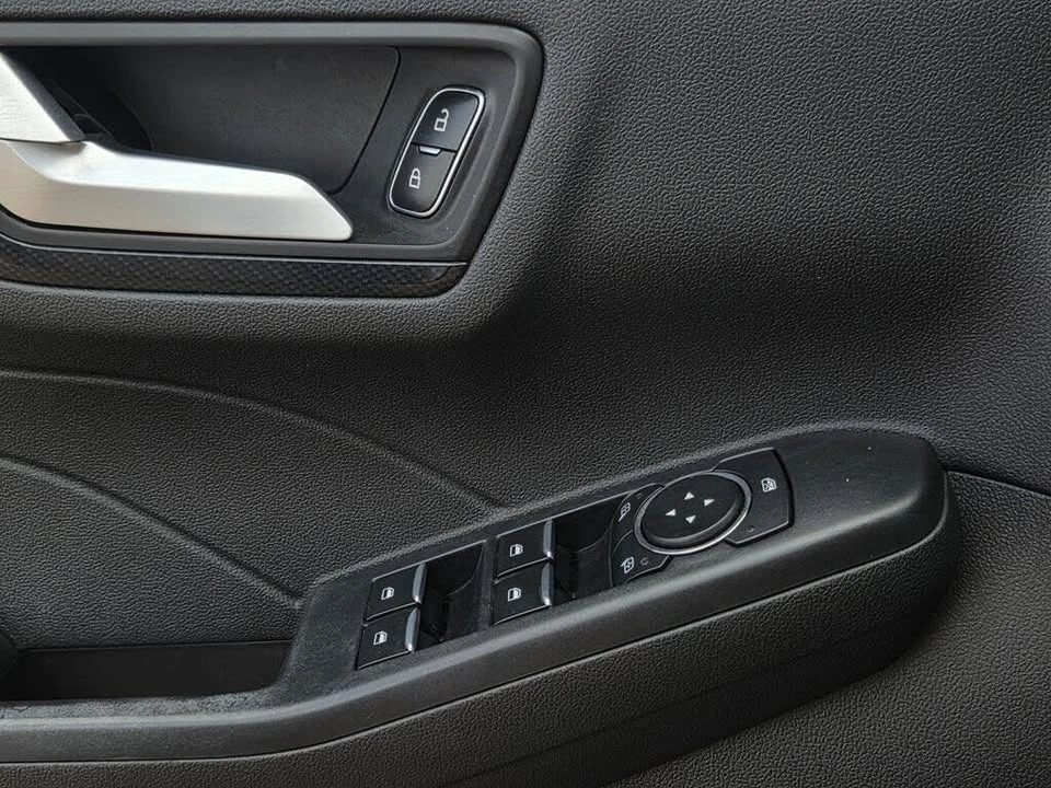 2024 Ford Escape - Image 19 of 20