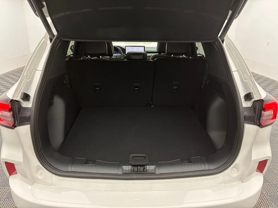 2024 Ford Escape - Image 11 of 12