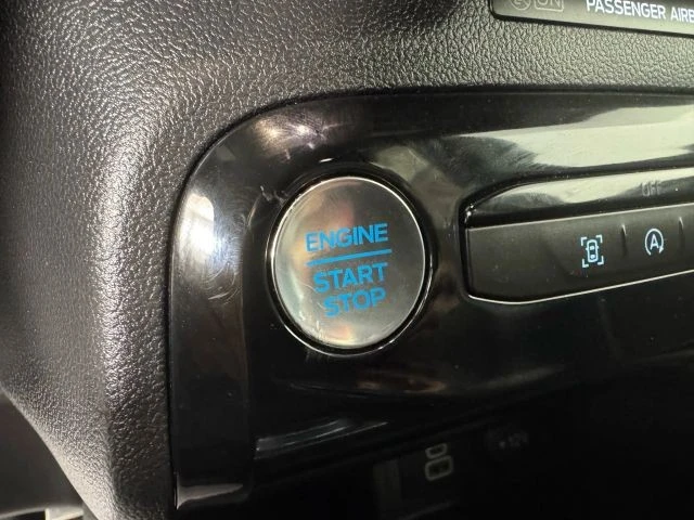 2024 Ford Escape - Image 17 of 21