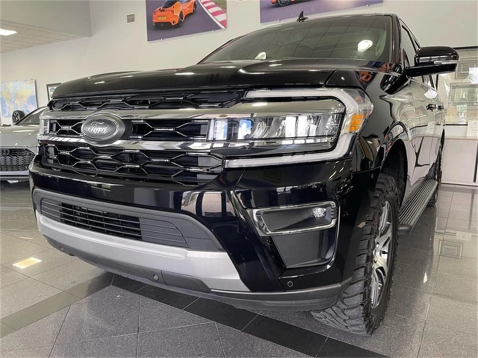 2024 Ford Expedition 4th Gen - Image 11 of 31
