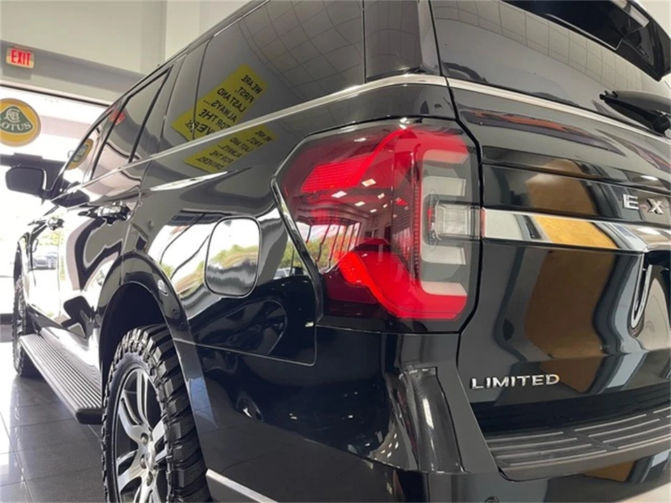 2024 Ford Expedition 4th Gen - Image 15 of 31