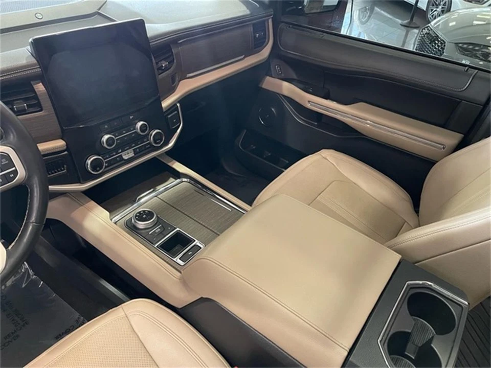 2024 Ford Expedition 4th Gen - Image 30 of 31