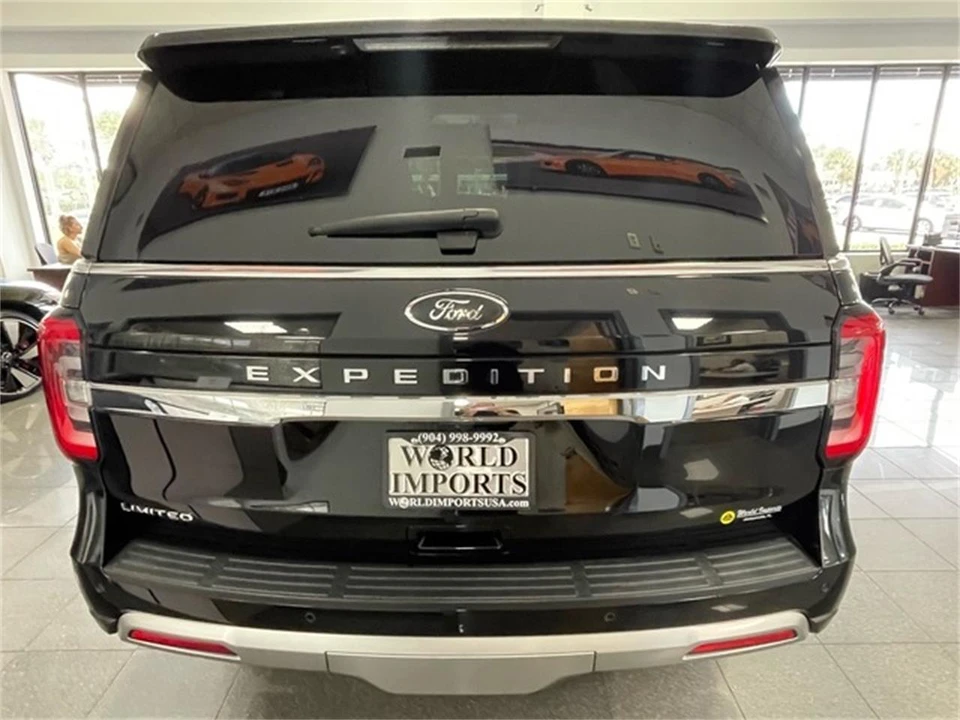 2024 Ford Expedition 4th Gen - Image 4 of 31