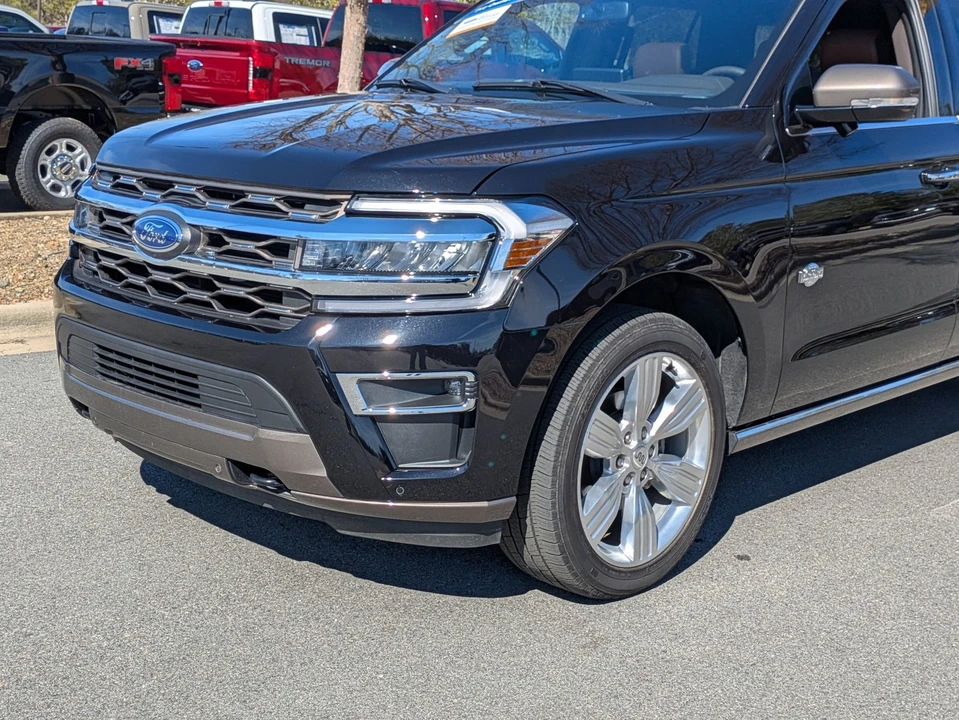 2024 Ford Expedition 4th Gen - Image 10 of 21