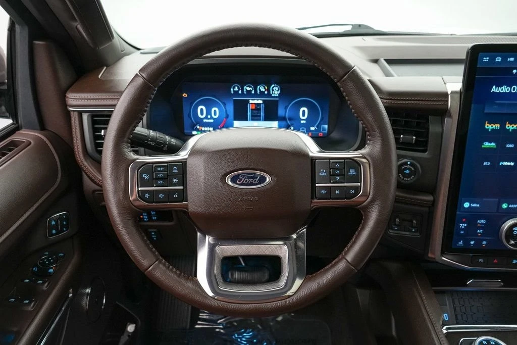 2024 Ford Expedition 4th Gen - Image 16 of 21