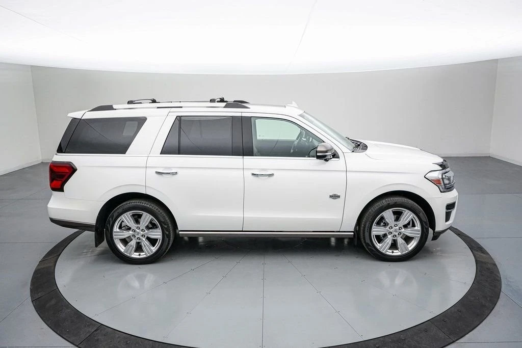 2024 Ford Expedition 4th Gen - Image 4 of 21