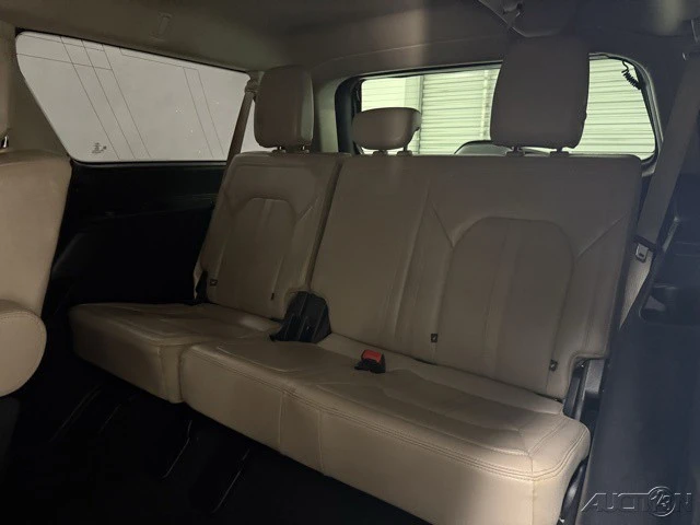 2024 Ford Expedition 5th Gen - Image 16 of 21