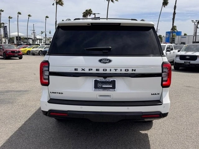 2024 Ford Expedition 4th Gen - Image 11 of 21