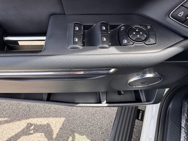 2024 Ford Expedition 4th Gen - Image 17 of 21