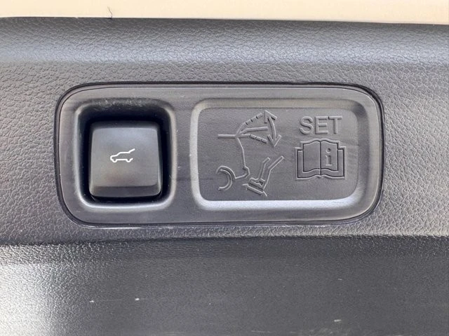2024 Ford Expedition 4th Gen - Image 14 of 21