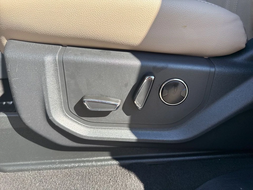 2024 Ford Expedition 4th Gen - Image 11 of 12