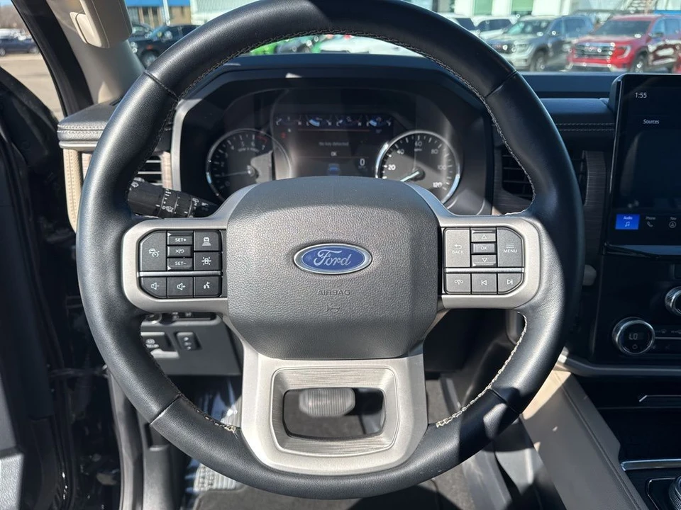 2024 Ford Expedition 4th Gen - Image 16 of 21