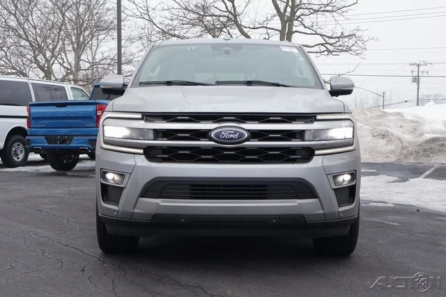 2024 Ford Expedition 4th Gen - Image 3 of 15