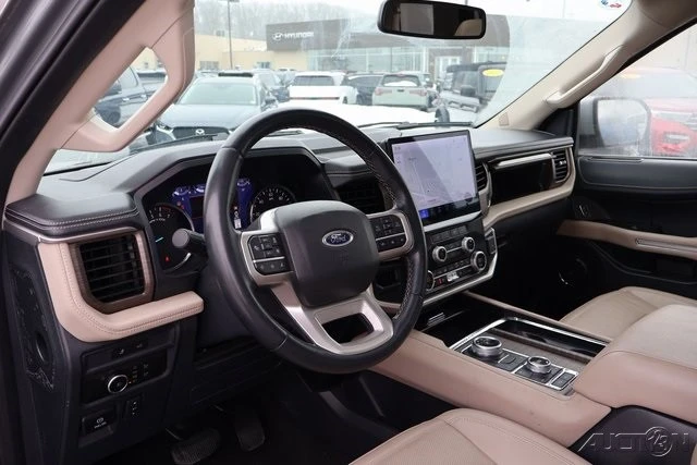 2024 Ford Expedition 4th Gen - Image 11 of 15