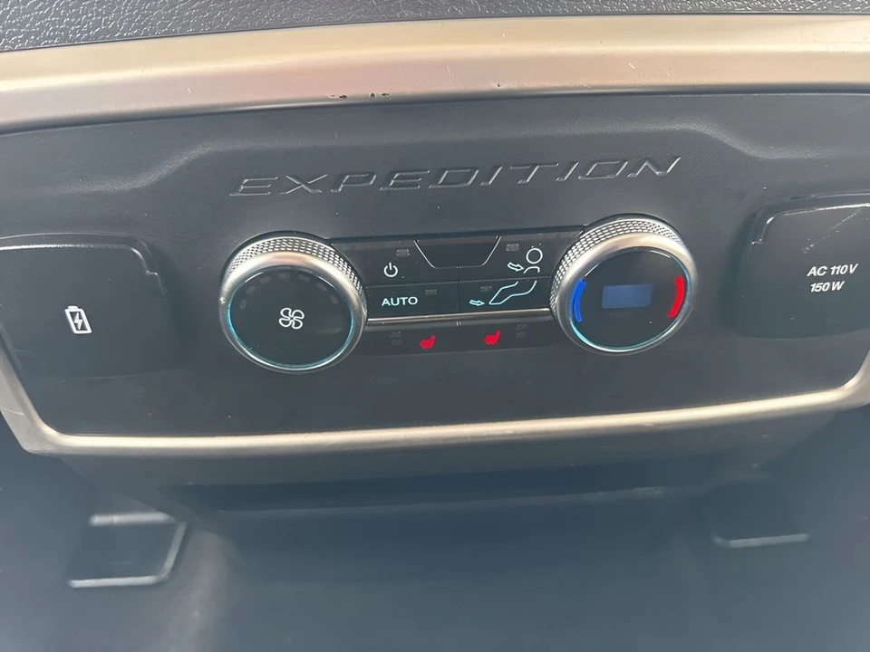 2024 Ford Expedition 4th Gen - Image 14 of 21