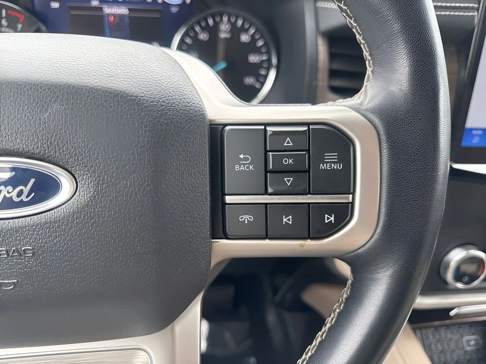2024 Ford Expedition 4th Gen - Image 18 of 21
