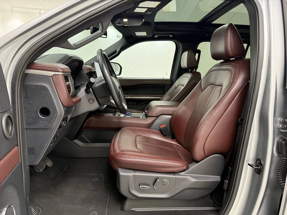2024 Ford Expedition 4th Gen - Image 15 of 21