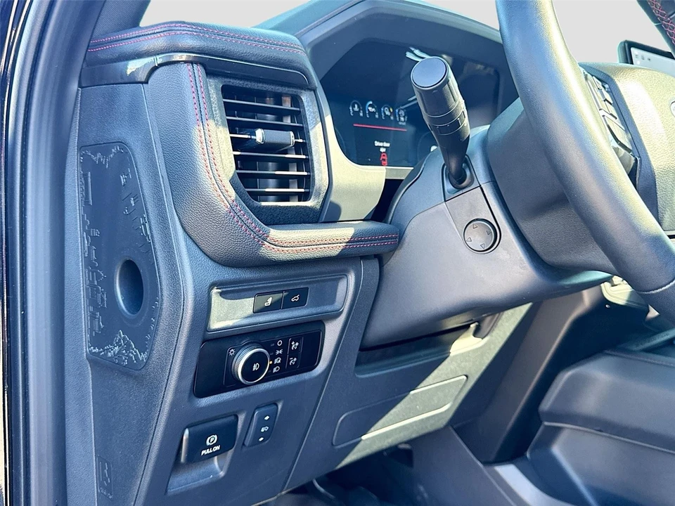 2024 Ford Expedition 5th Gen - Image 10 of 21