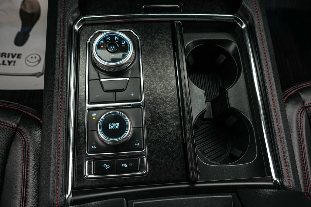 2024 Ford Expedition 4th Gen - Image 18 of 21