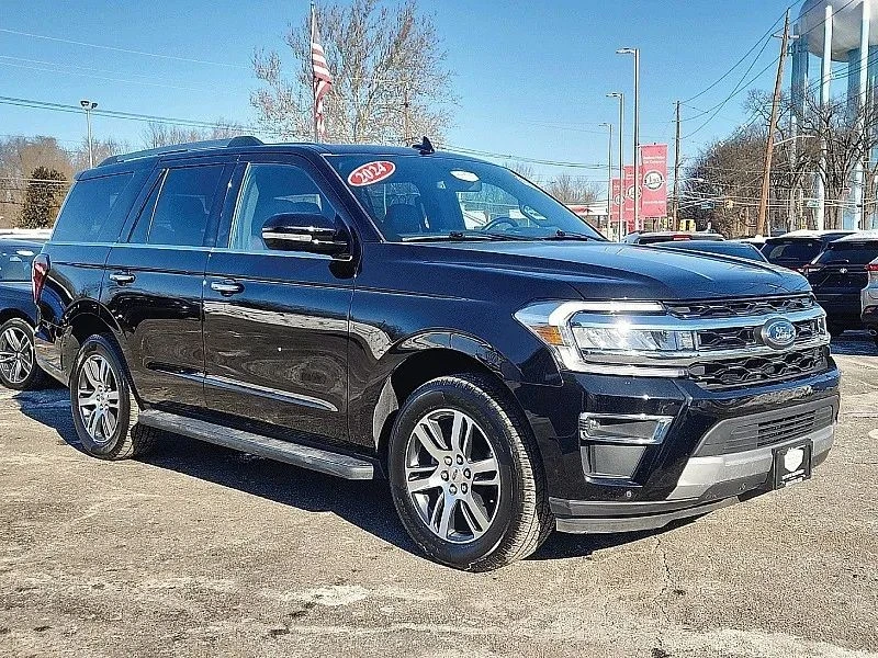 2024 Ford Expedition 5th Gen - Image 2 of 12