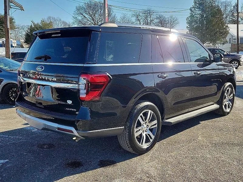 2024 Ford Expedition 5th Gen - Image 7 of 12