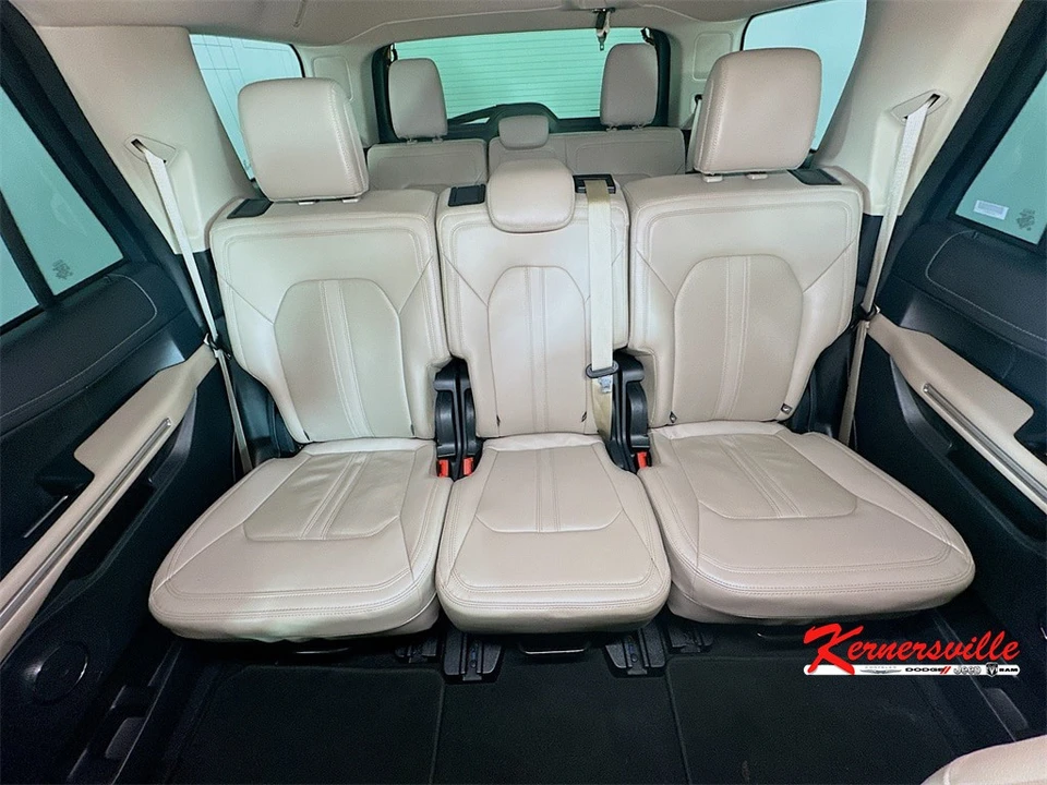 2024 Ford Expedition 4th Gen - Image 13 of 21
