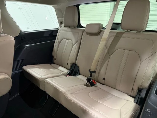 2024 Ford Expedition 4th Gen - Image 18 of 21
