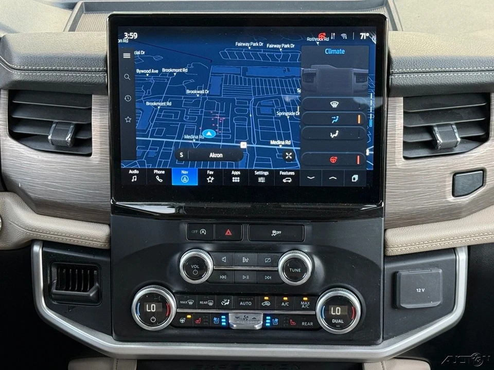 2024 Ford Expedition 4th Gen - Image 19 of 21