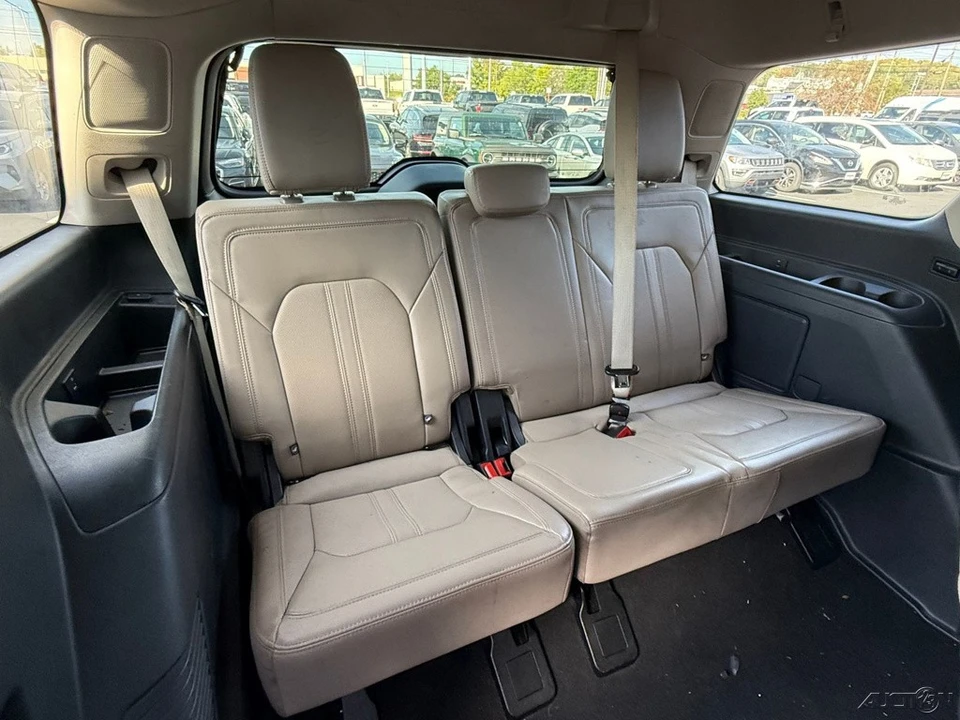 2024 Ford Expedition 4th Gen - Image 13 of 21