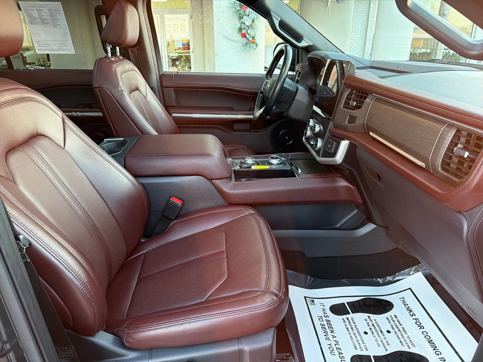 2024 Ford Expedition 4th Gen - Image 19 of 21