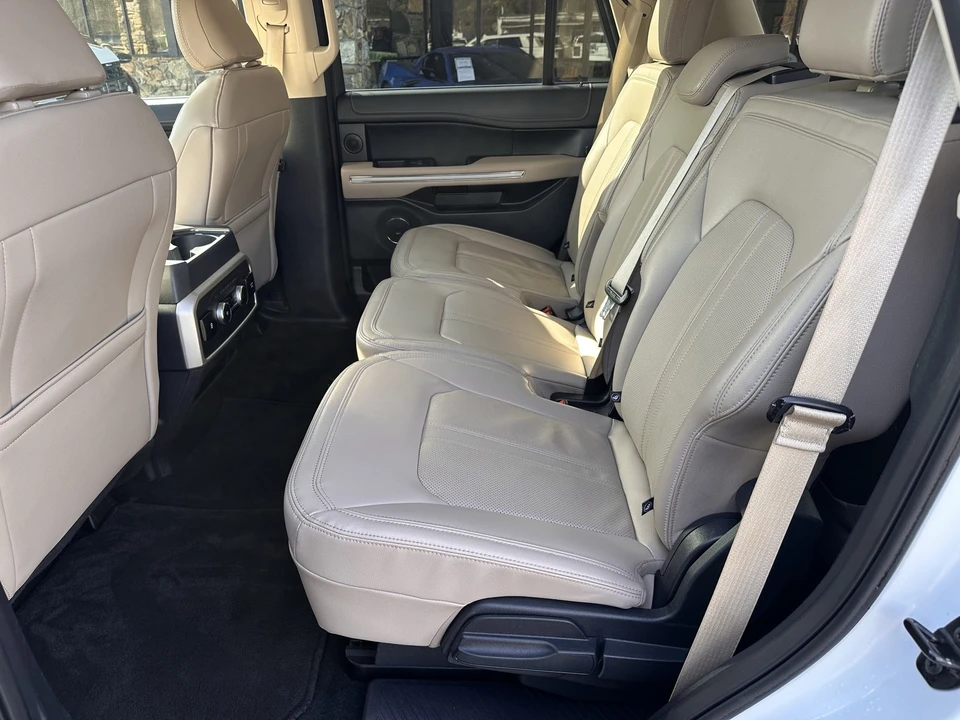 2024 Ford Expedition 4th Gen - Image 13 of 31
