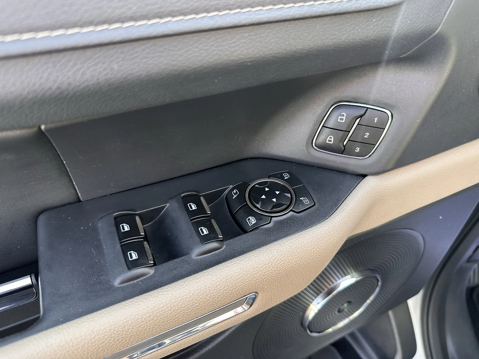 2024 Ford Expedition 4th Gen - Image 20 of 31