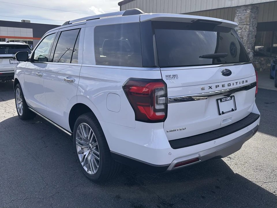 2024 Ford Expedition 4th Gen - Image 8 of 31