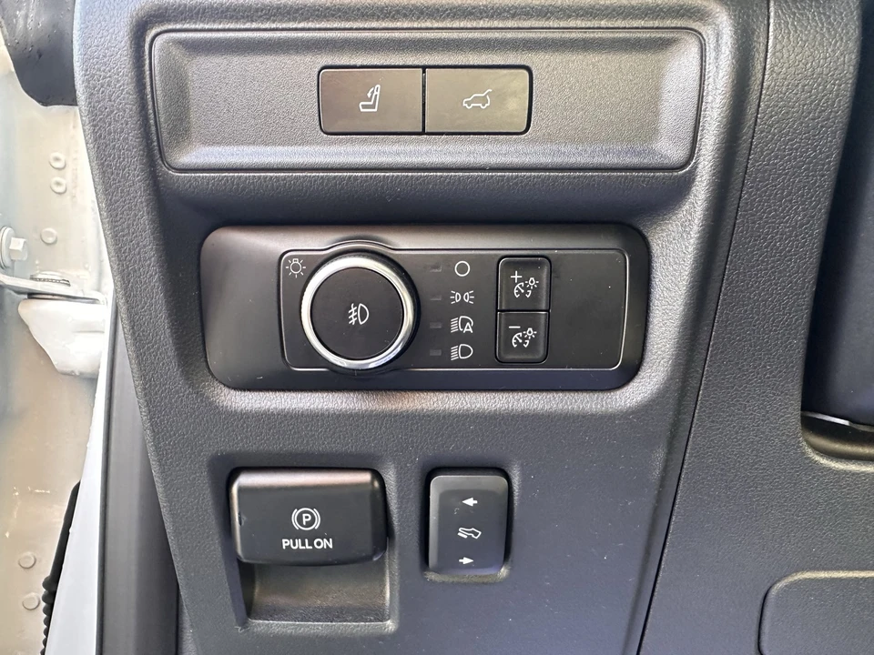 2024 Ford Expedition 4th Gen - Image 21 of 31
